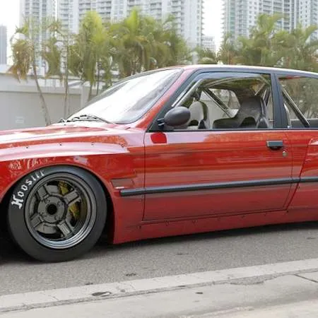 PandeM (TRA Kyoto) BMW E30 V1 Widebody Kit