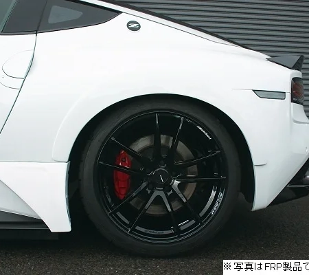 Garage Vary Plain Weave Carbon Rear Side Garnish - Nissan Z