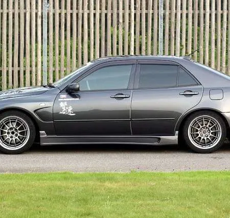 ChargeSpeed Altezza SXE/GXE10 Side Step