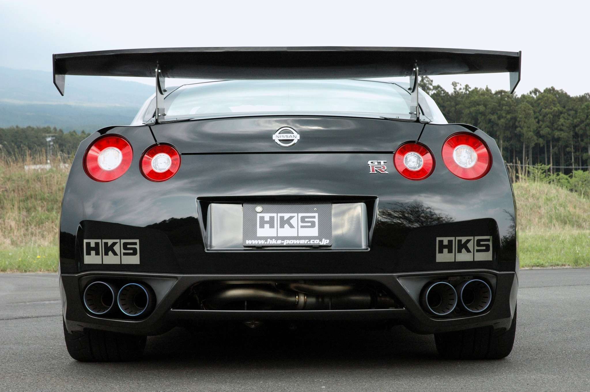 Hks R35 HKS Superior Spec-R Titanium Exhaust for Nissan GTR R35 | First Gear ...
