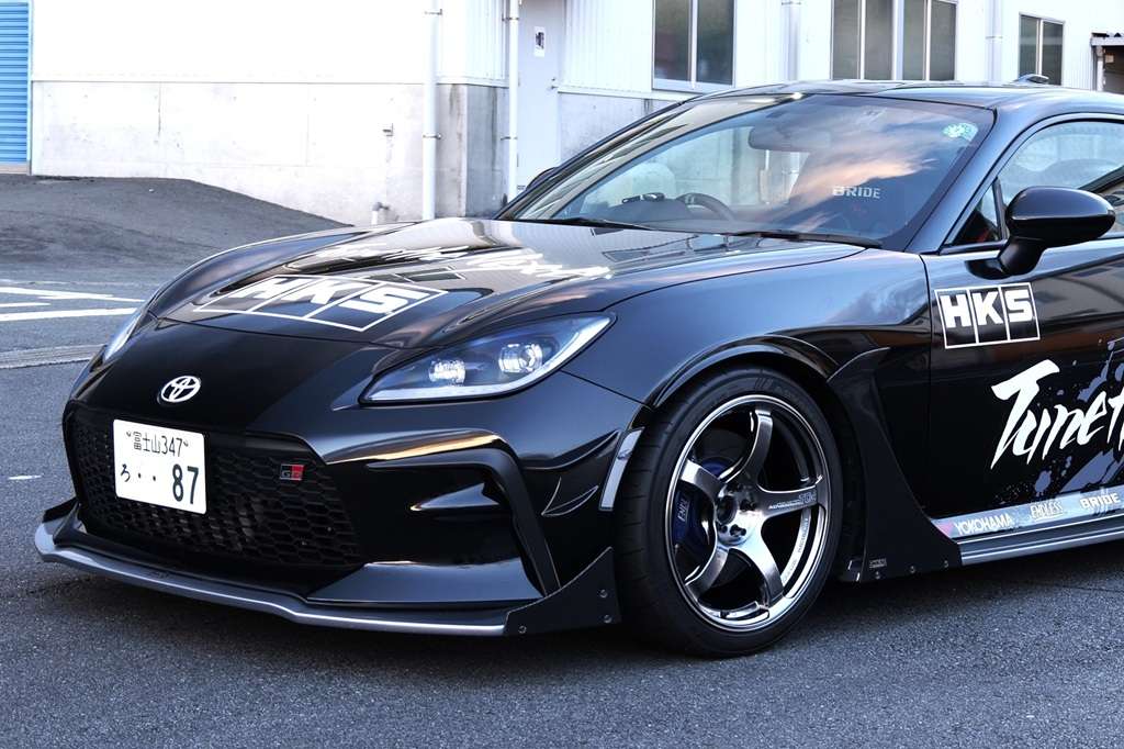 HKS Fender Molding for GR86/BRZ | First Gear Project